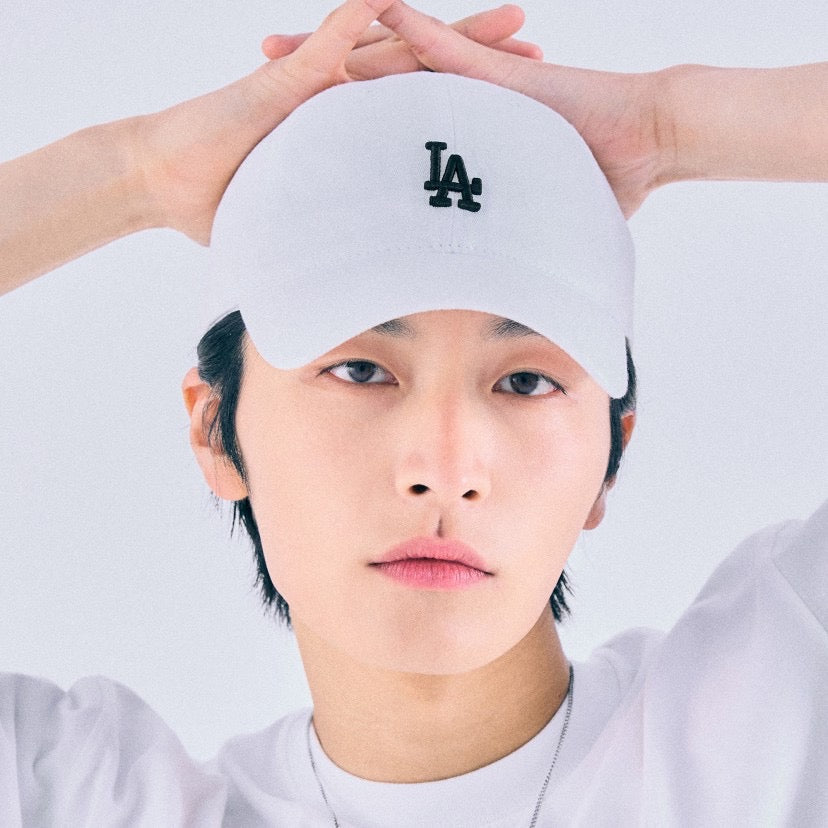 MLB GAP LA White