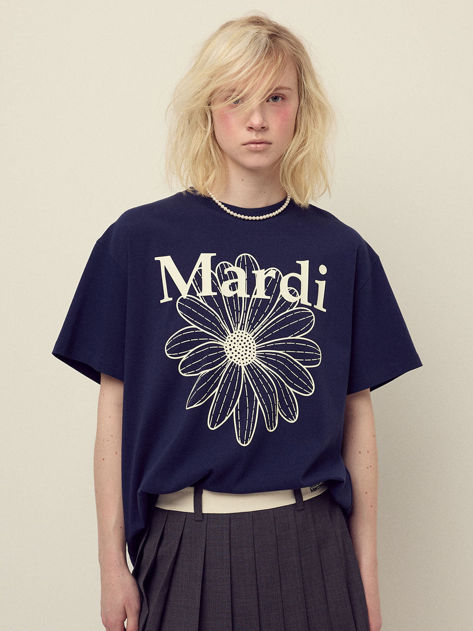 MARDI UNISEX TSHIRT FLOWERMARDI_ NAVY IVORY