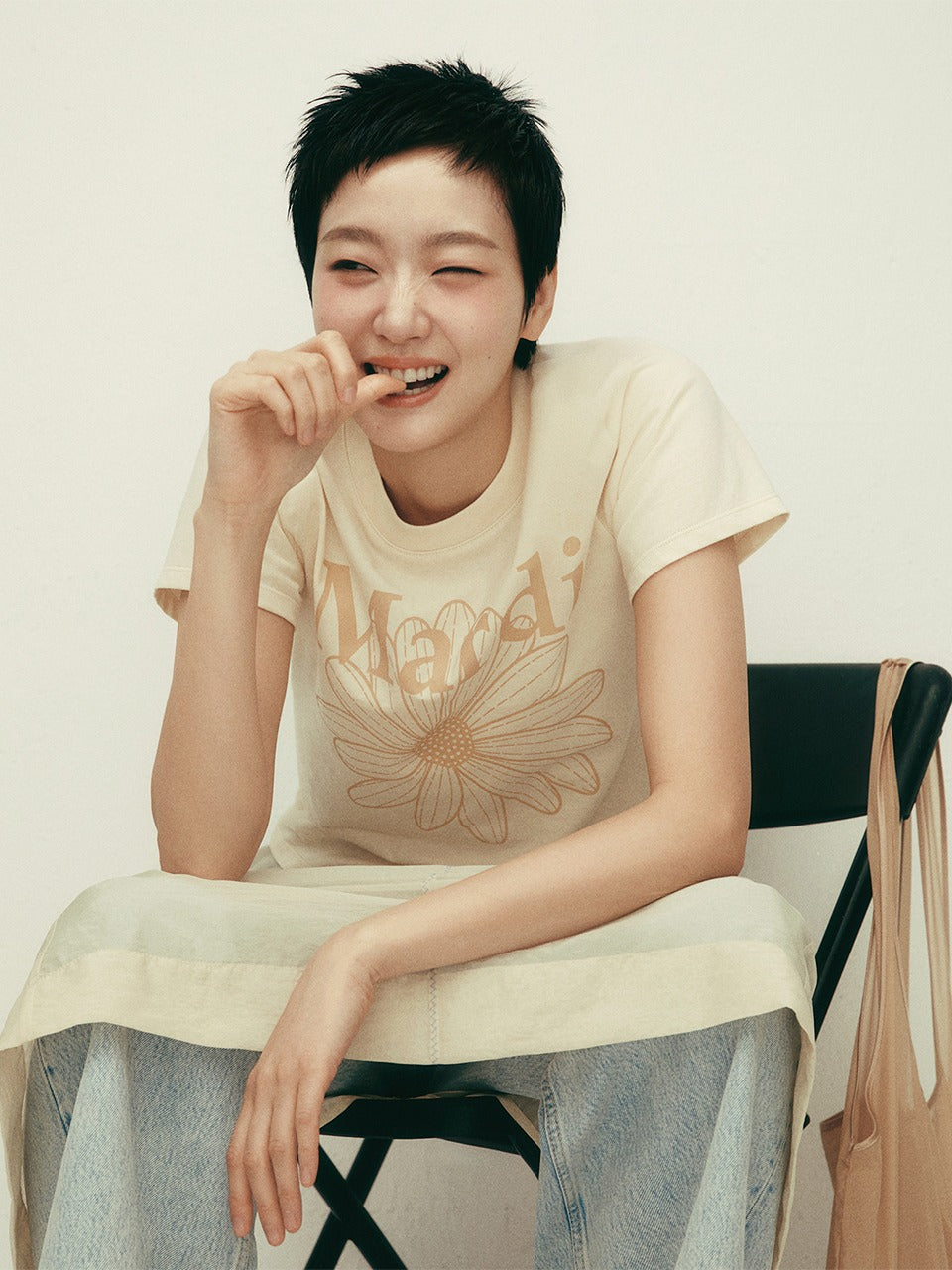 Mardi SLIM TSHIRT FLOWERMARDI_BUTTER PEANUT