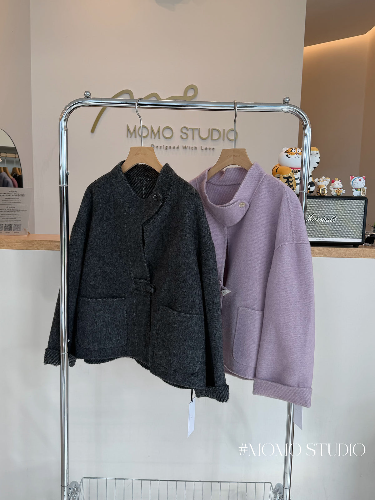 Horn button stand collar wool jacket