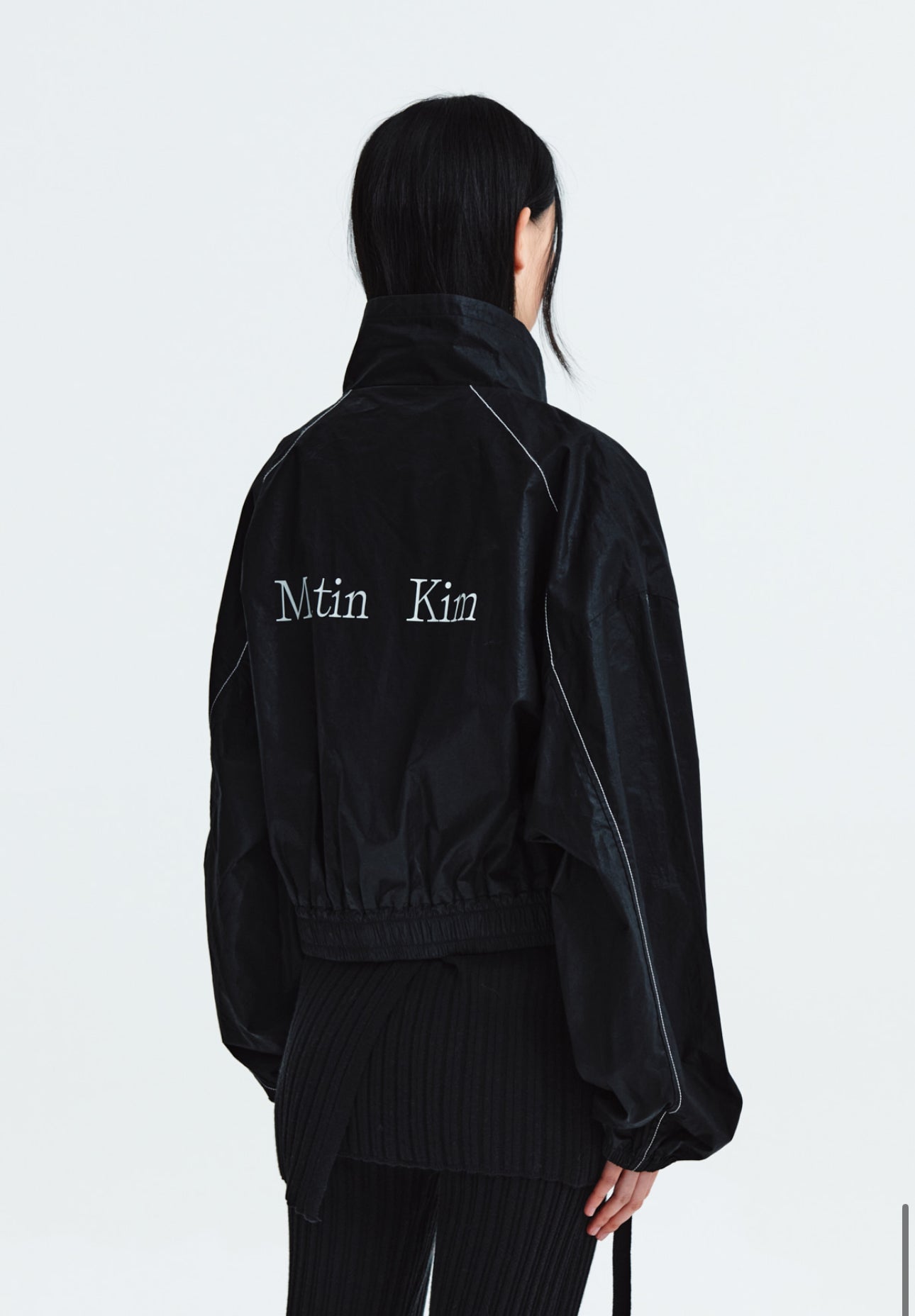 Matin Kim MATIN COATING CROP BLOUSON IN BLACK – MO & MORE