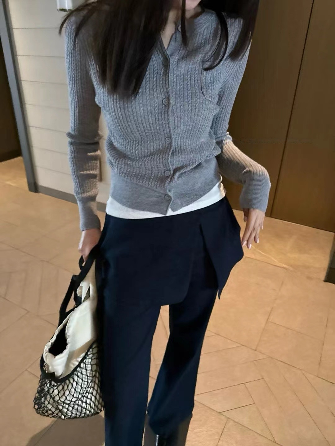 Twist crop cardigan