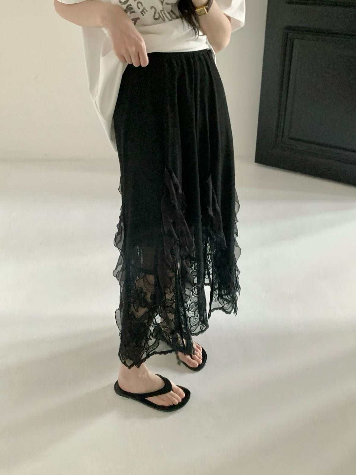 Lace floral skirt
