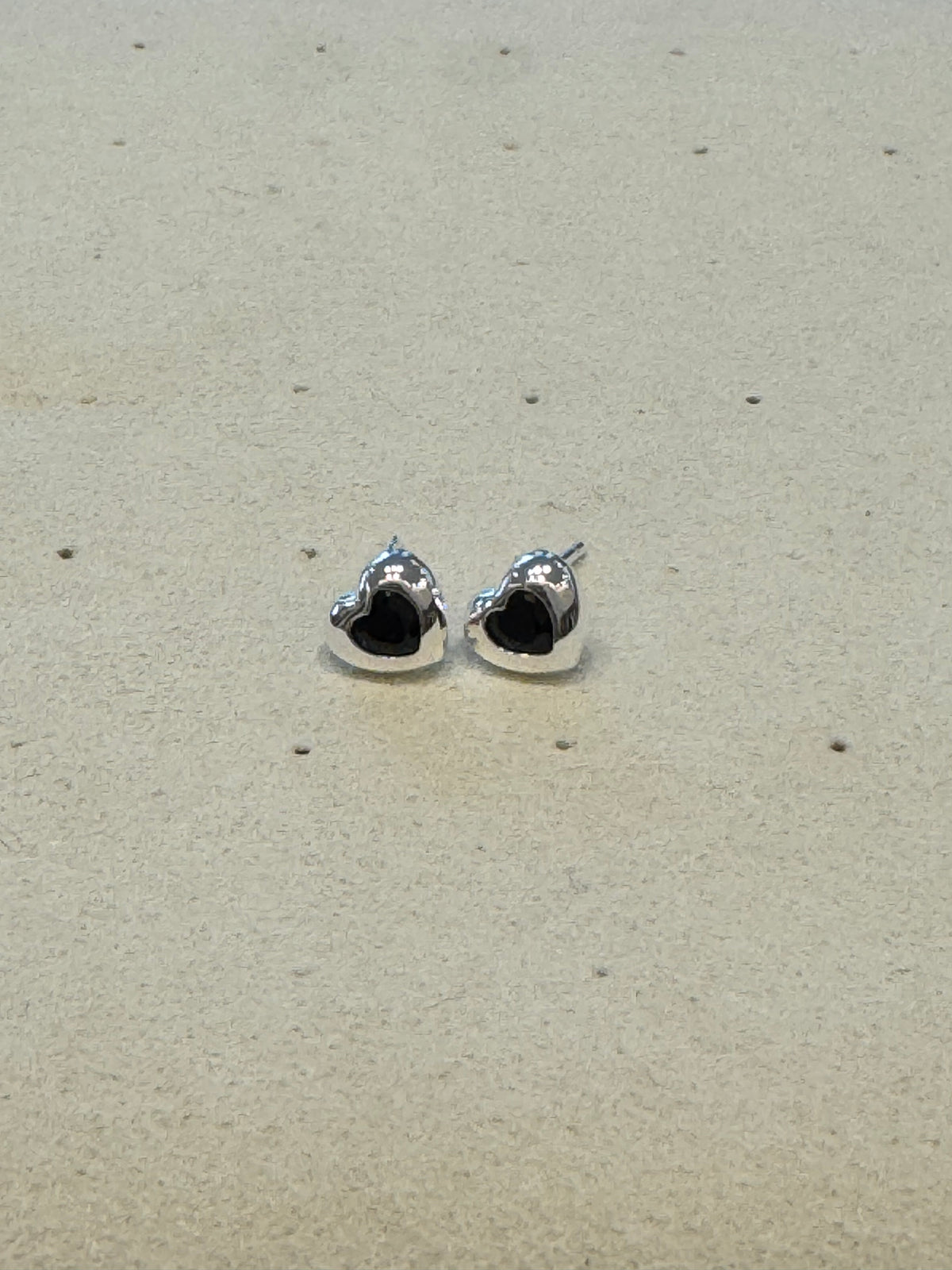 loving heart silver earrings
