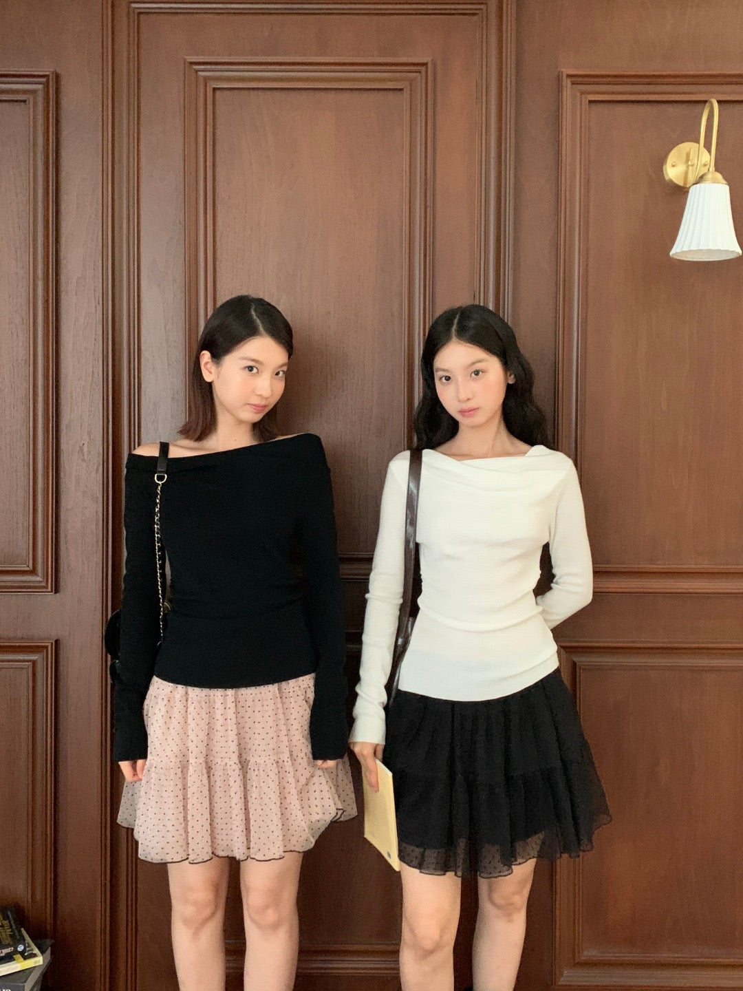 Wave collar top
