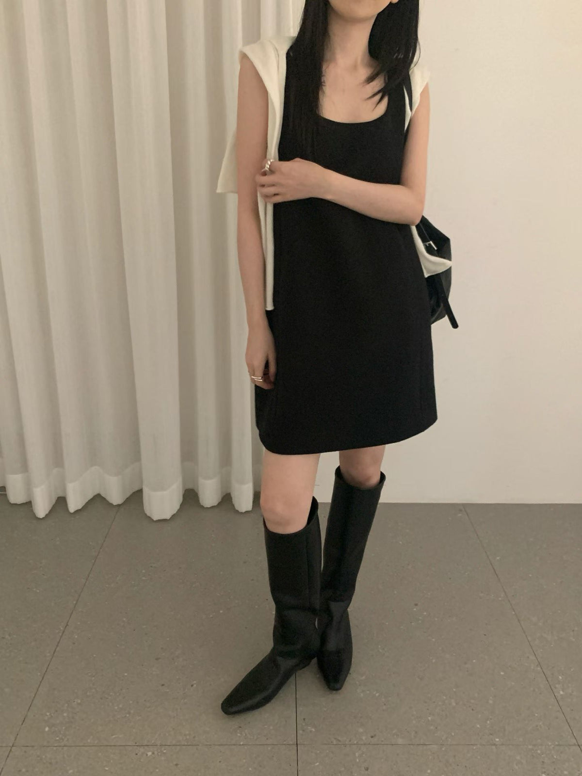 U-neck Herben dress
