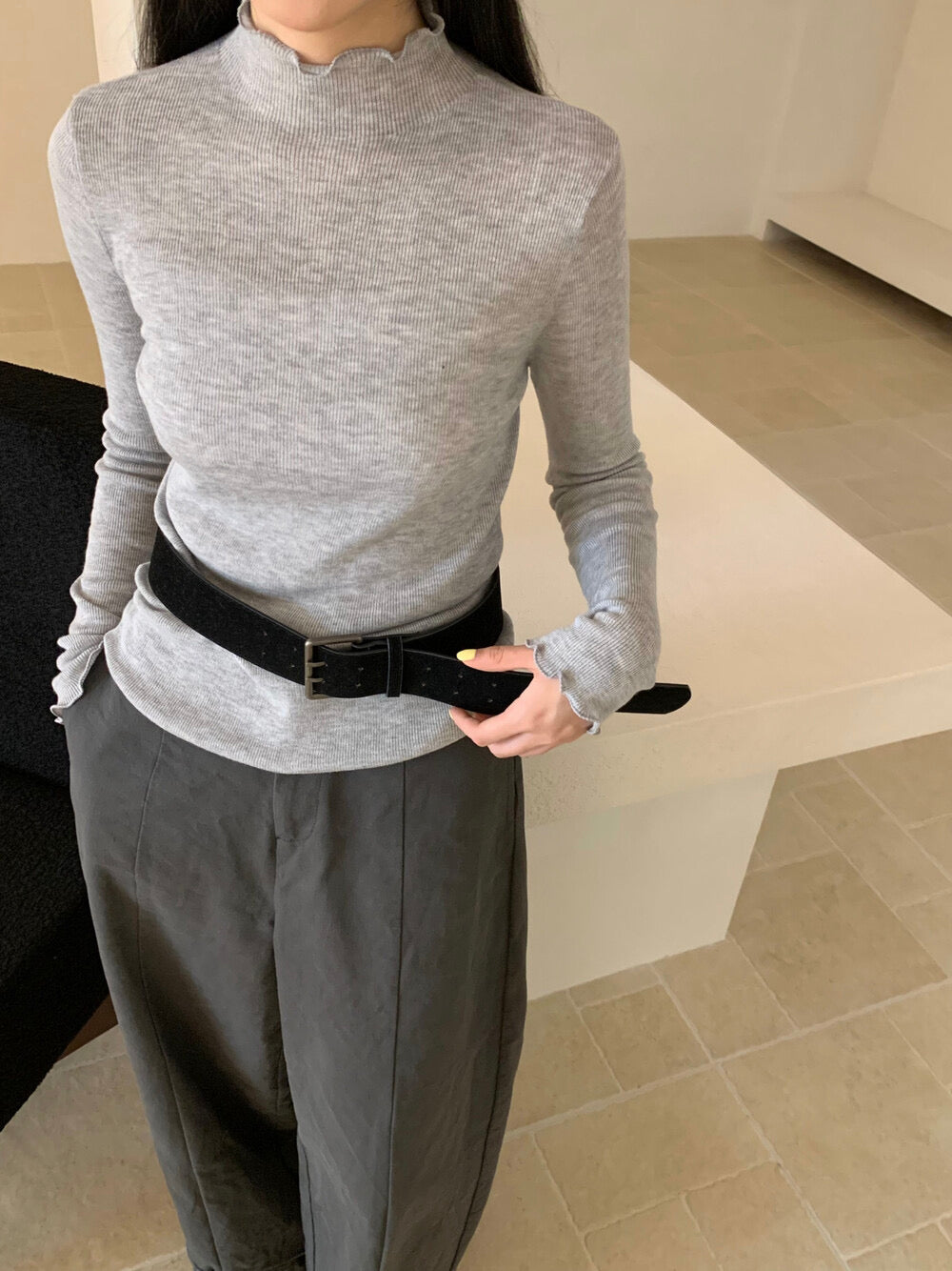 Fungus collar knit top