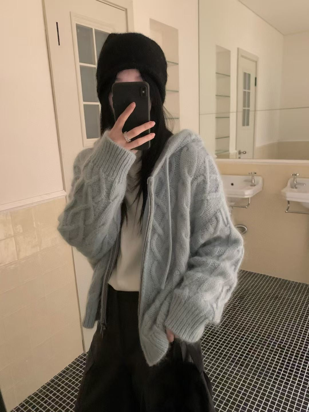 Wool pullover with hood and zipper