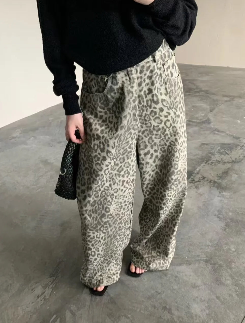 Leopard-print jeans