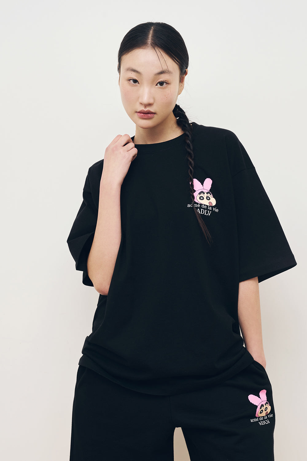 ADLV ♥ FUZZY RABBIT SHINCHAN SHORT SLEEVE T-SHIRT ADLV SHINCHAN T-Shirt – MO & MORE
