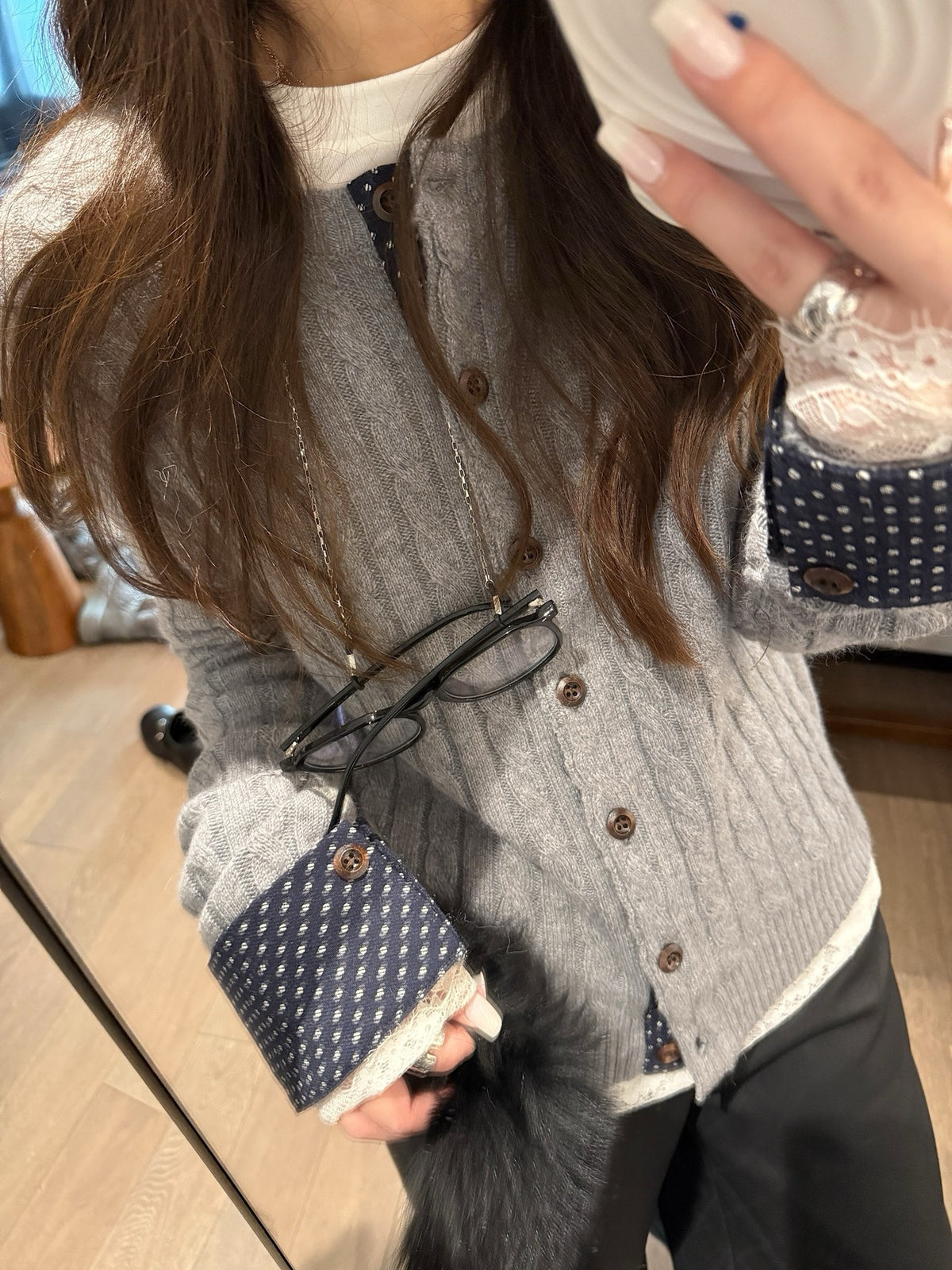 Dot sleeve twist cardigan