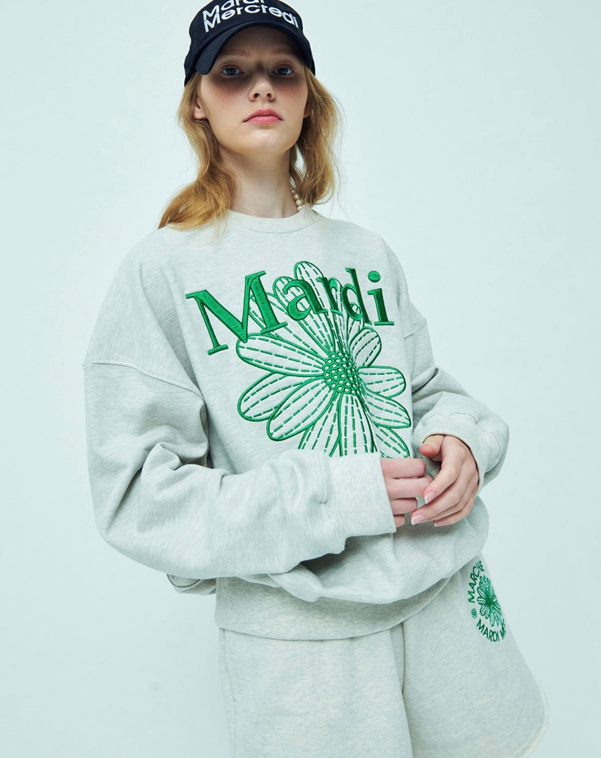 MARDI SWEATSHIRT FLOWERMARDI NEEDLEWORK_OATMEAL GREEN
