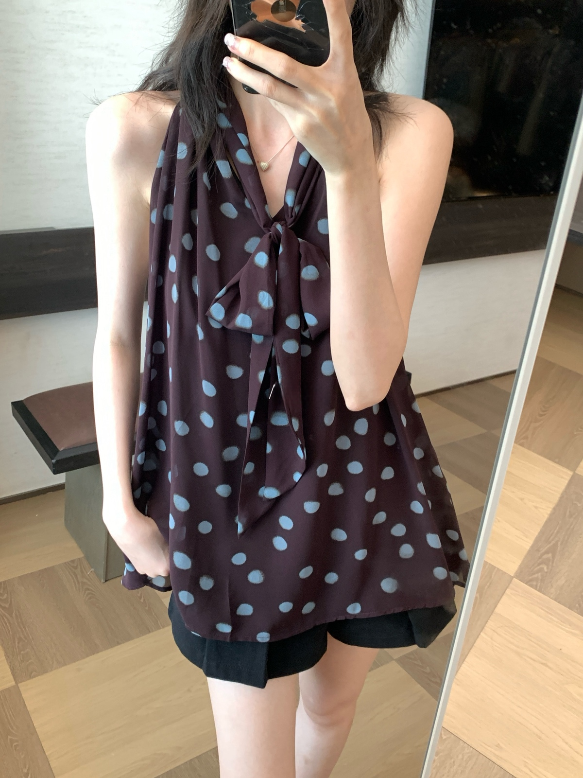 Dot tied collar top