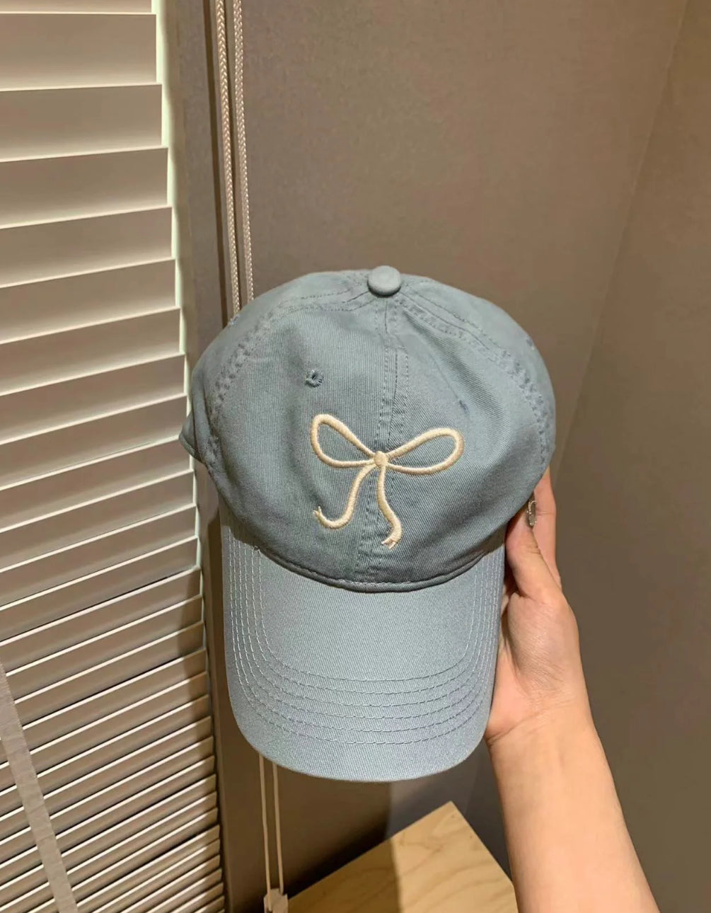 Ribbon Bow Caps