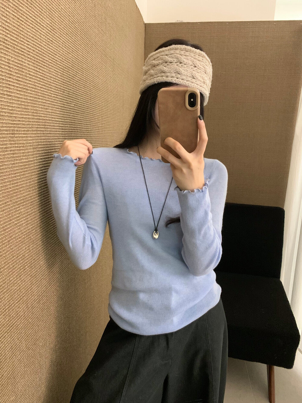 Fungus round collar knit top
