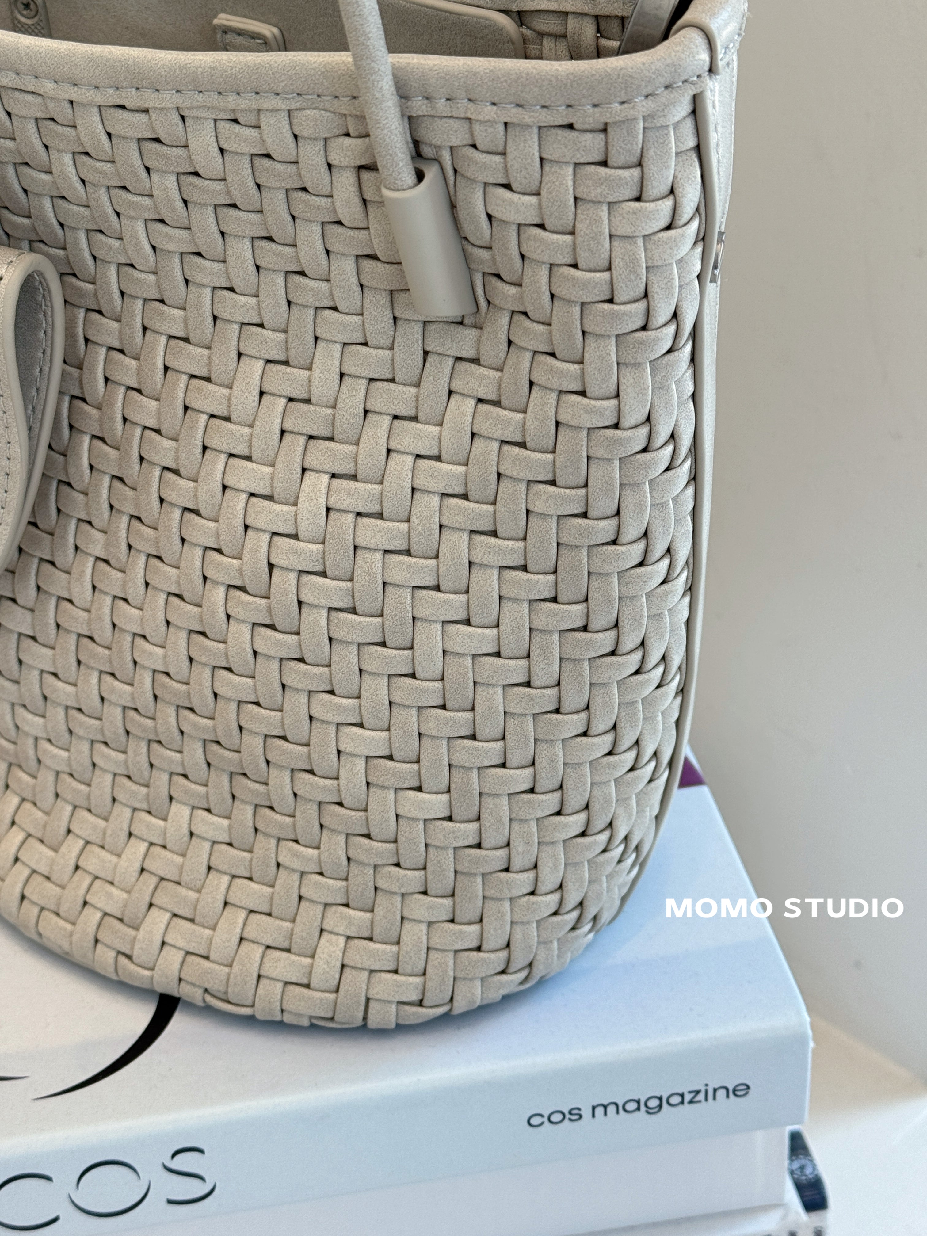 【THE MOZZ】Nedic Rattan Medium Tote & Crossbody Bag Medium Lady Dior Bag Natural Rattan and Blue Dior Oblique