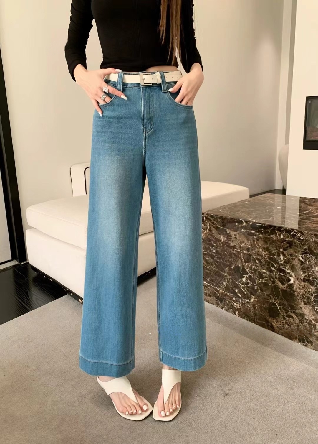 Elastic Ankle-Length Granny Jeans