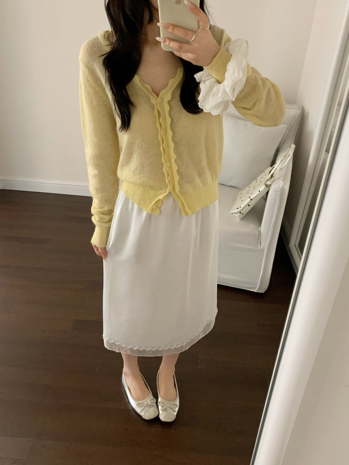 Flower cutted lace trim mid-length skirt