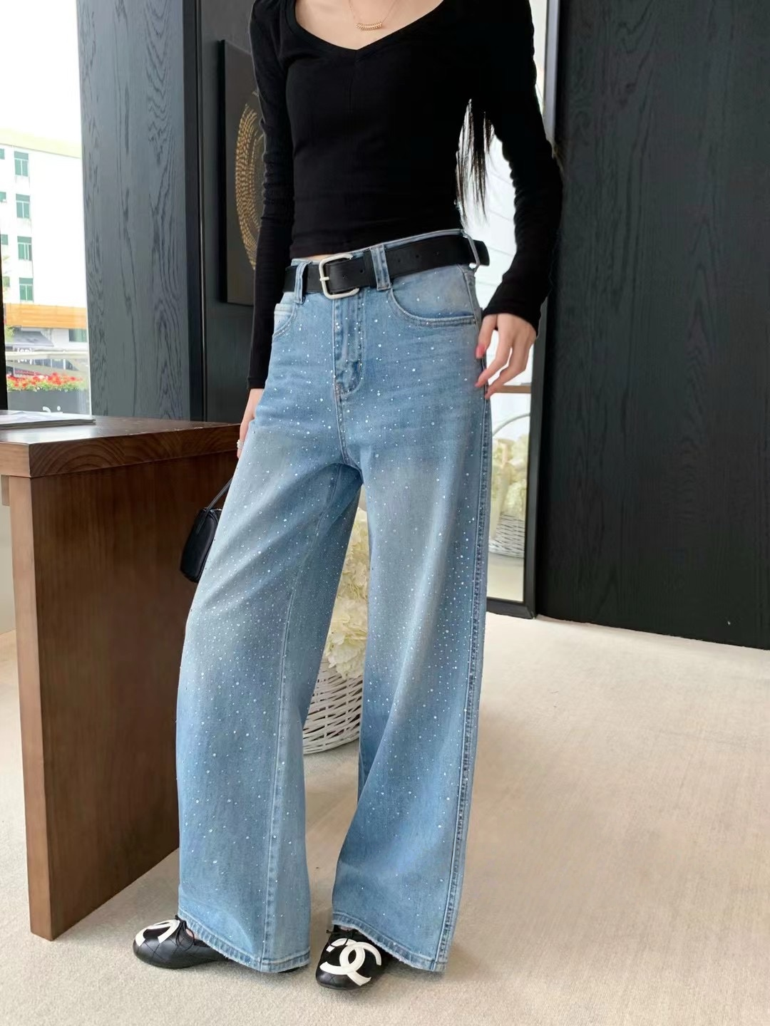 All-star straight-leg jeans