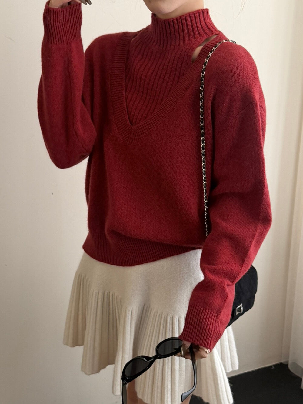 Fake 2-piece turtle neck sweater