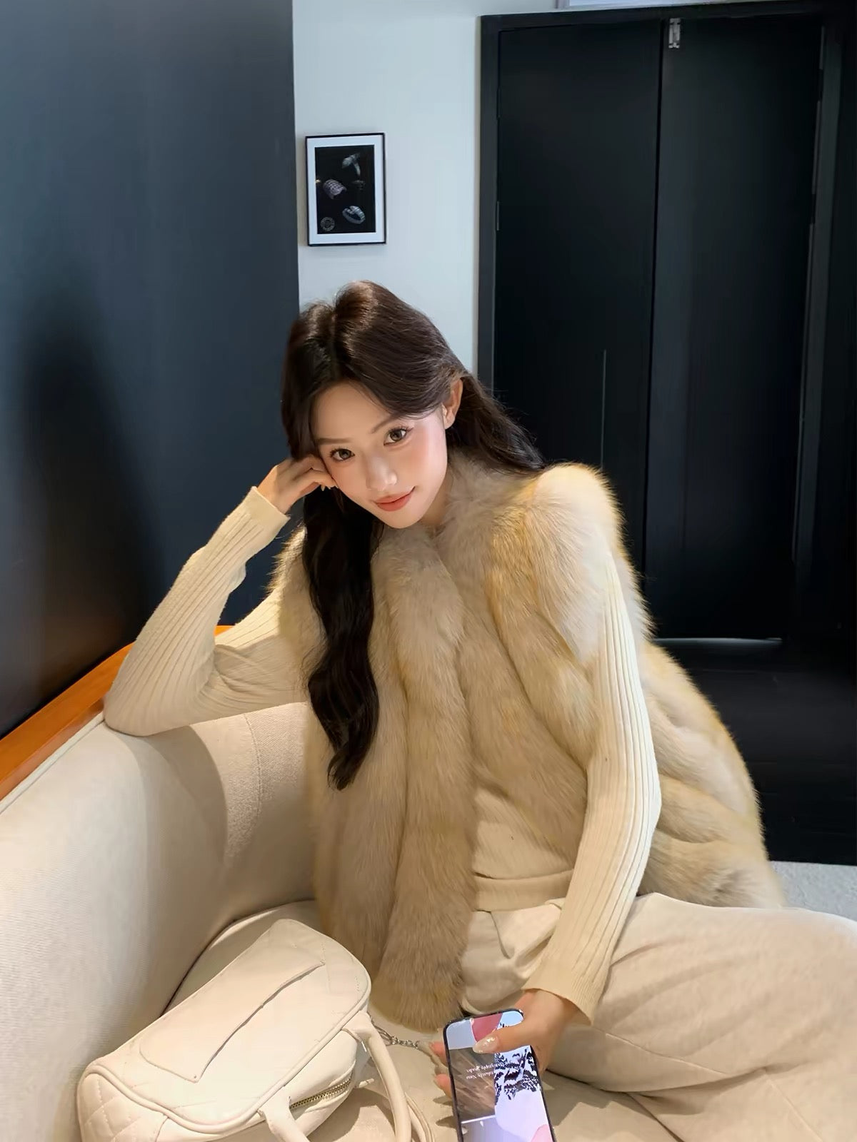 Vertical stripe fox fur vest（Honey）