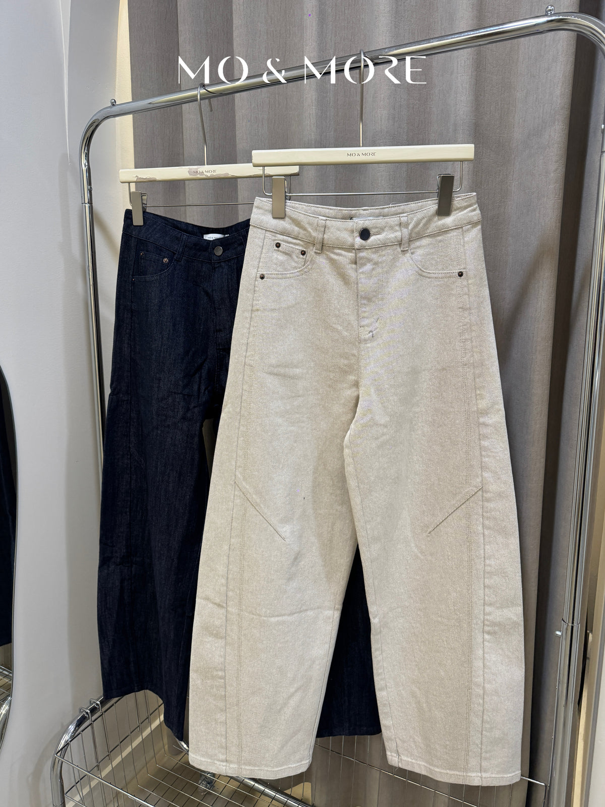 Curved Cut Jeans