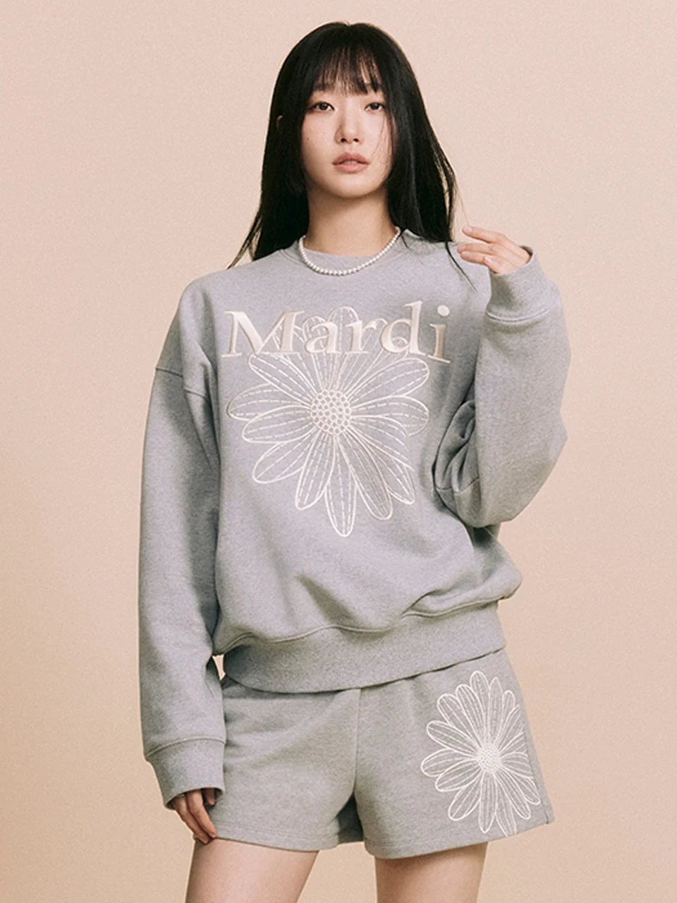 SWEATSHIRT FLOWERMARDI NEEDLEWORK_GREY CREAM